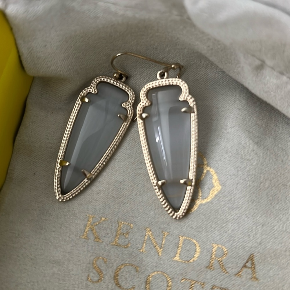 Kendra Scott gray Skylar drop earrings